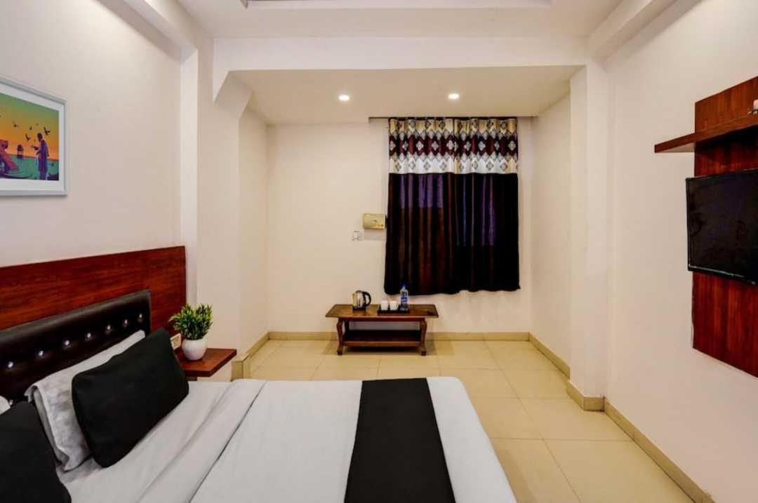 ניו דלהי Hotel O Anshu B&B מראה חיצוני תמונה