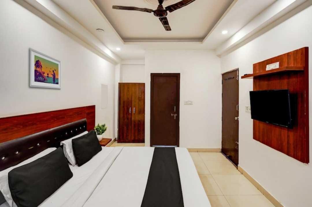 ניו דלהי Hotel O Anshu B&B מראה חיצוני תמונה